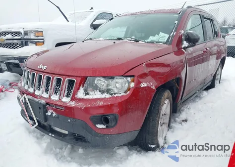 2017 Jeep Compass Sport 4X4 z USA, uszkodzony, nr VIN 1C4NJDBB6HD138171